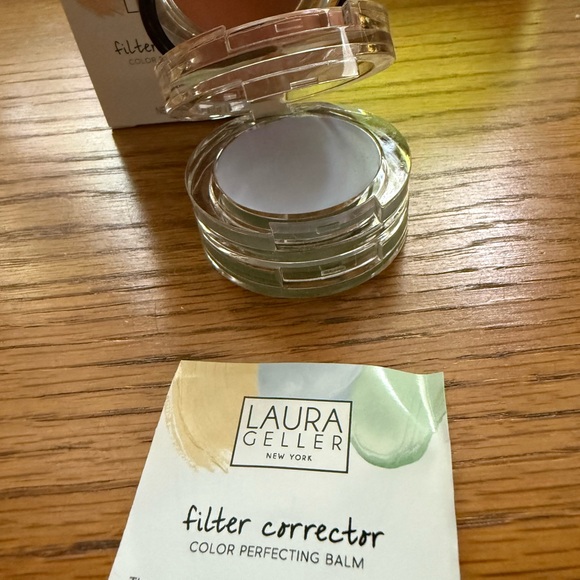 Laura Geller Filter First Luminous Foundation - BUNDLE 
With corrector. Carmel - Picture 7 of 7
